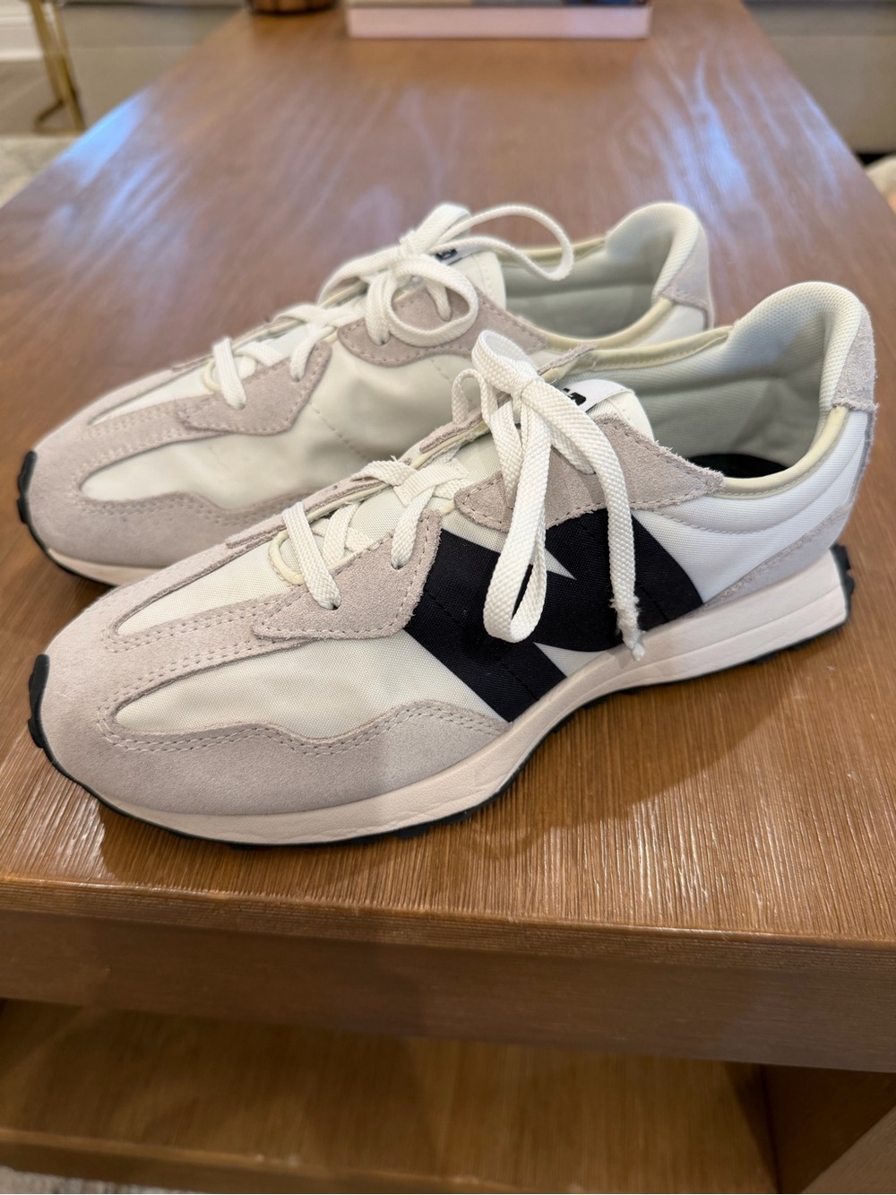 New Balance 327 Women's Athletic Sneakers in White and Black